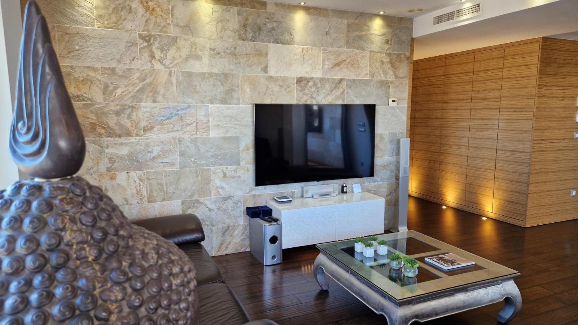 Atico De Lujo Con Jacuzzi Climatizado En Terraza Apartment Elche Luaran gambar
